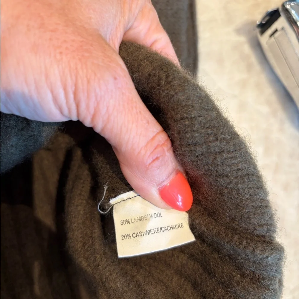 A|X Armani Exchange Wool Cashmere Cable Knit Turtleneck Sweater Green Fitted